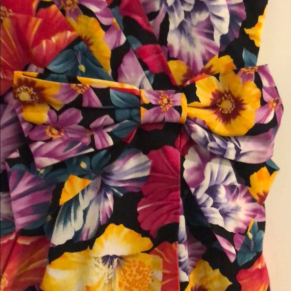 Vintage Floral Dress - Picture 3 of 5